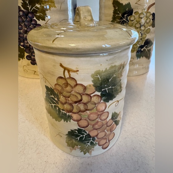 VTG Tabletops Unlimited Cabernet Collection Ceramic Canisters Set Of 3 - Picture 4 of 13